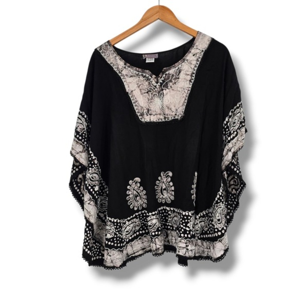 Just Cruising Black Batik Paisley Poncho Top Boho‎ Embroidered Free Size Rayon